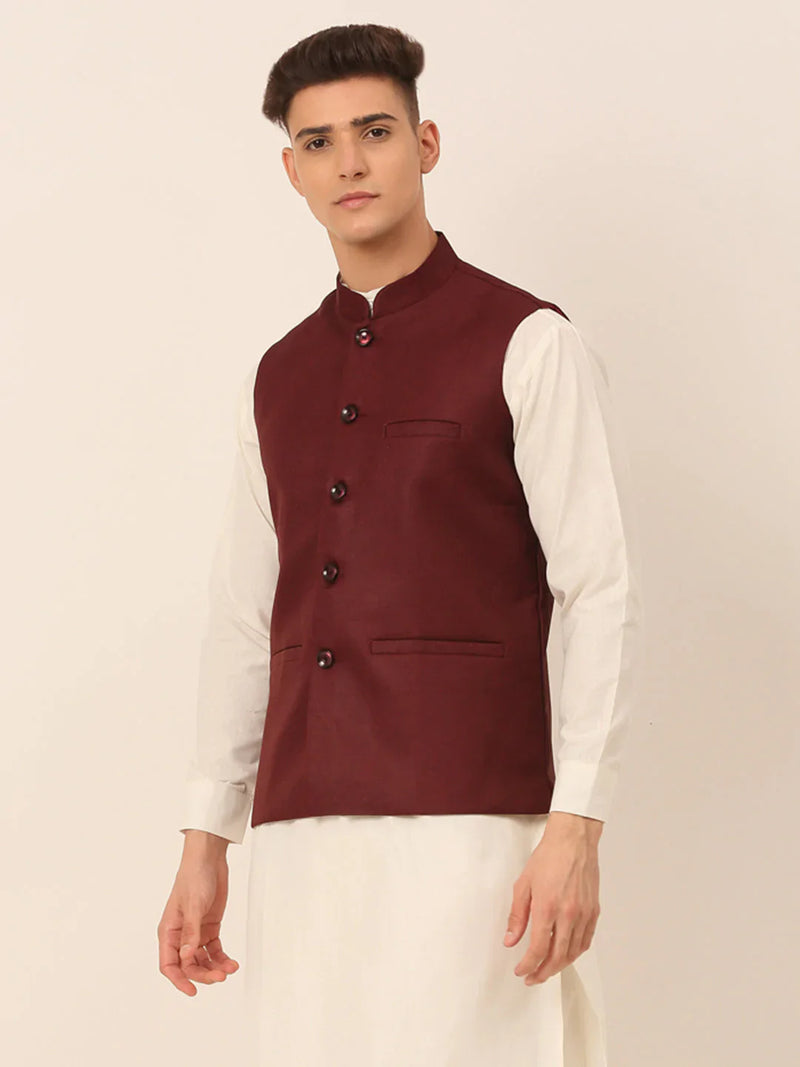 Men Maroon Solid Woven Sleeveless Nehru Jackets ( JOWC 4046 Maroon )