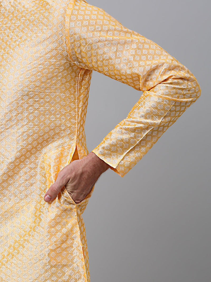 Men's Golden Collar Embroidered Kurta.