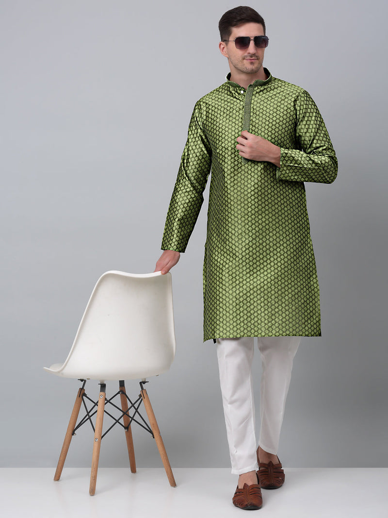 Men's Olive Green Collar Embroidered Kurta.