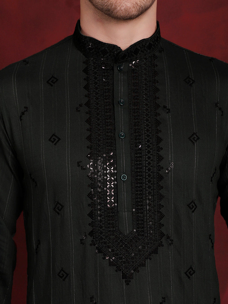 Men Sequins Embroidered Kurtas ( KO 5030Olive )