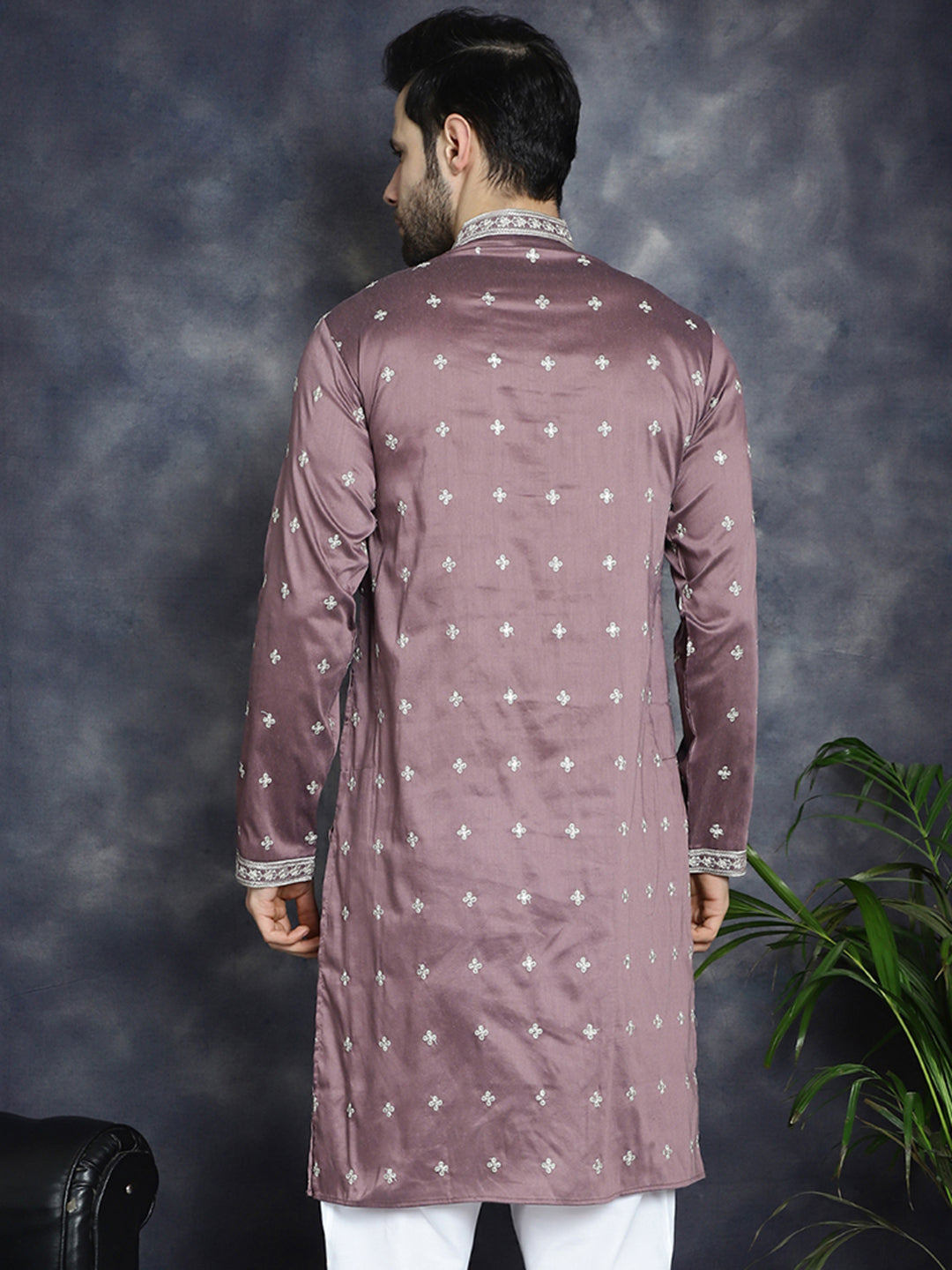 Men's Sequins Embroidered Kurtas ( KO 5038Megenta )