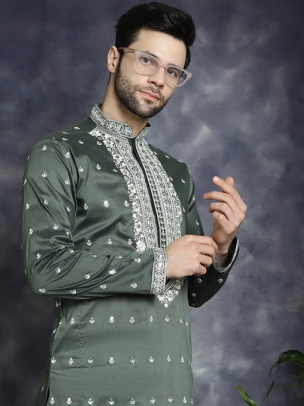 Men's Chikankari Embroidered Kurtas ( KO 5039Olive )