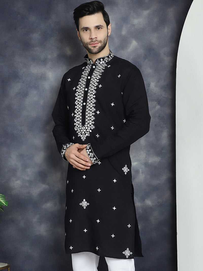 Men's Embroidered Kurtas ( KO 5045Black )