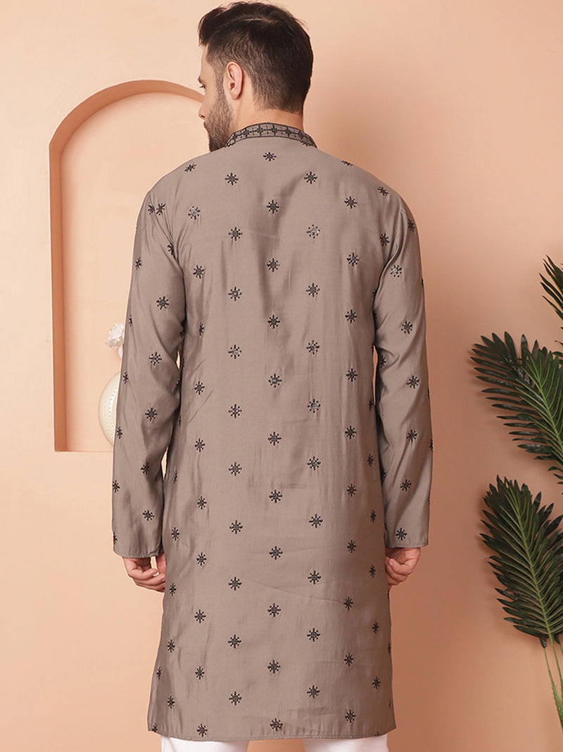 Men's Collar Chikankari Embroidered Kurtas