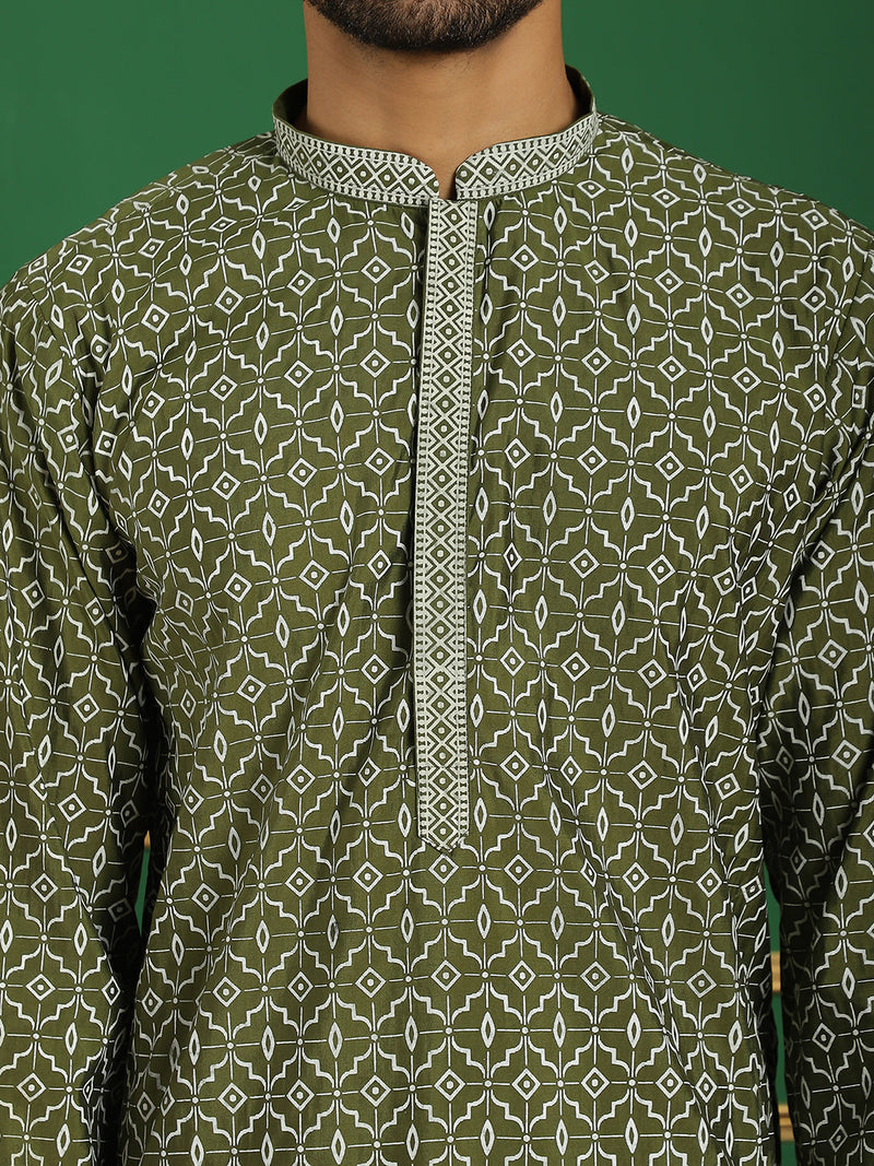 Men Purple Embroidered and Sequence Kurtas