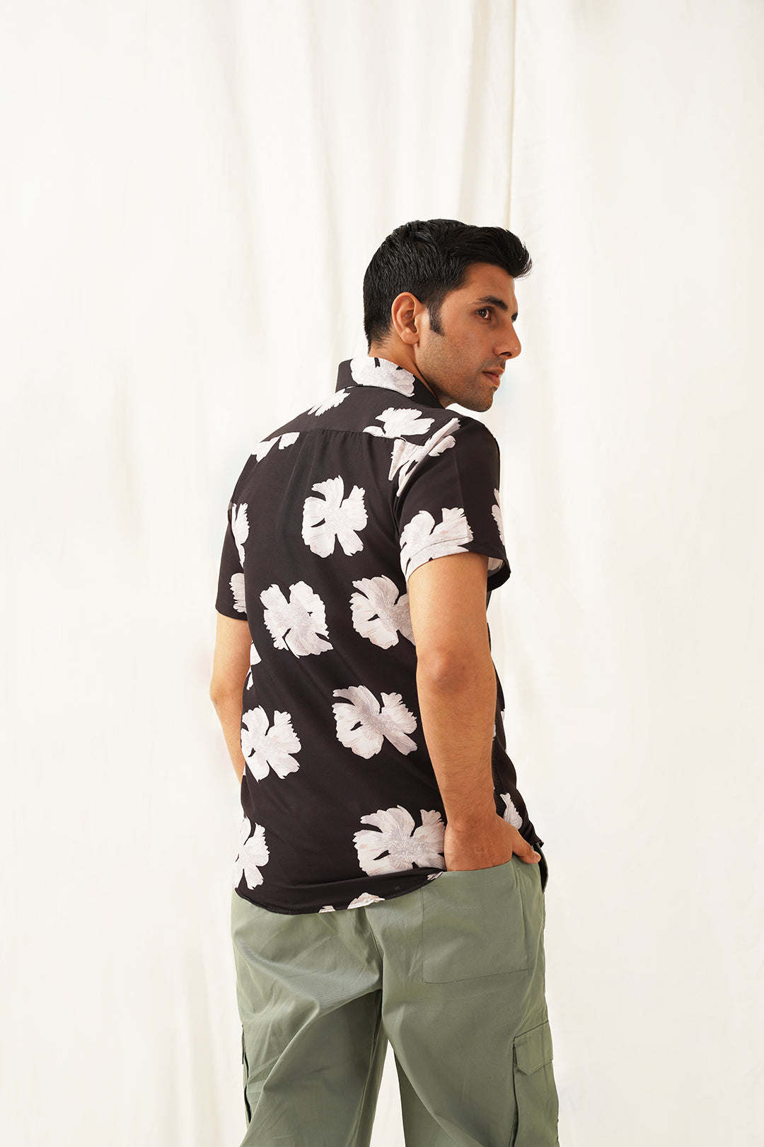 Classic Floral Printed Spread Collar Cotton Curved Casual Shirt
