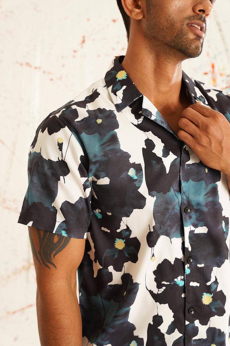 Classic Floral Printed Spread Collar Cotton Curved Casual Shirt