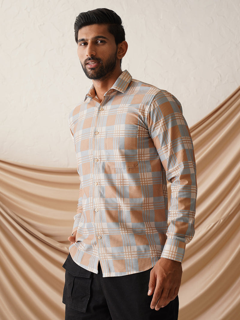 Checked Spread Collar Cotton Casual Shirt for Men