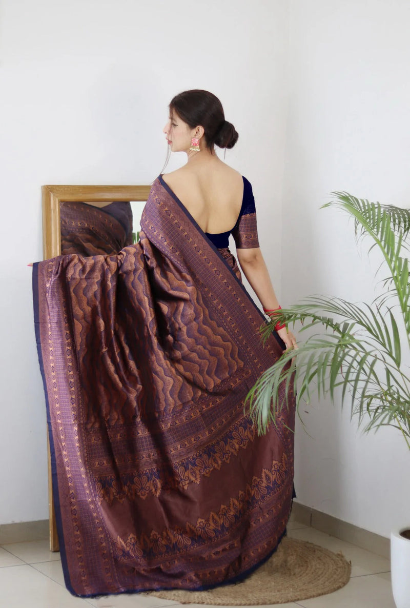 Vamika Weaving Banarasi Jacquard navy Kanjivaram Saree