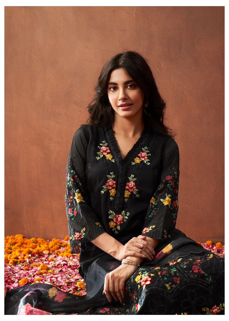 Suvehsa Soft Organza Pakistani Style Straight Suit Set