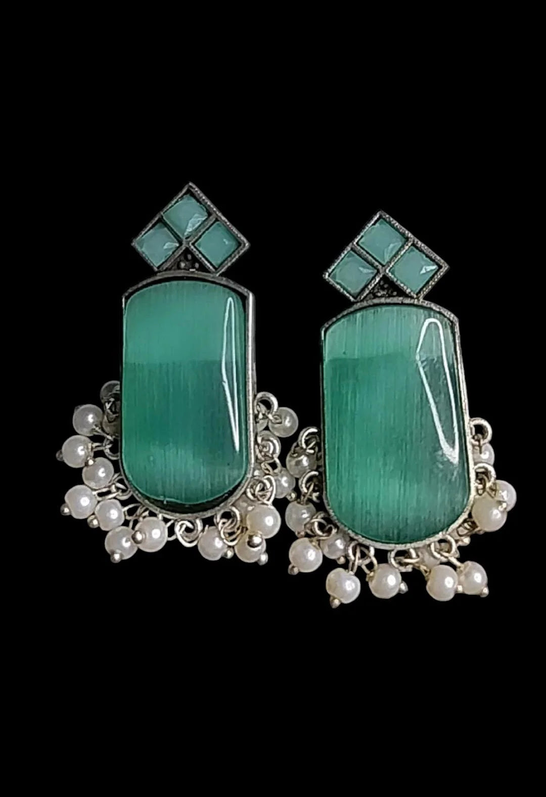 Suvesha Silver Replica Monalisa Stone Earrings