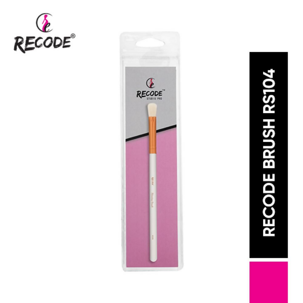 Recode Eyeshadow Smudge & Blending Brush - RS 104
