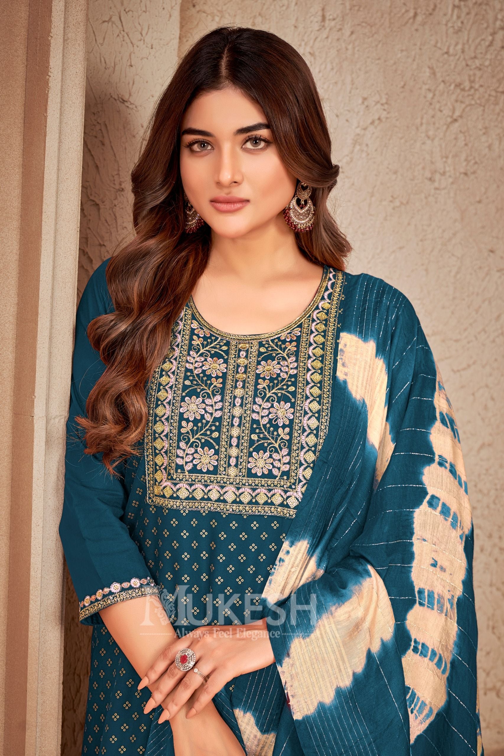 Aastha fashion Teal Dupatta with multi color kurti pant fabric 14kg Rayon