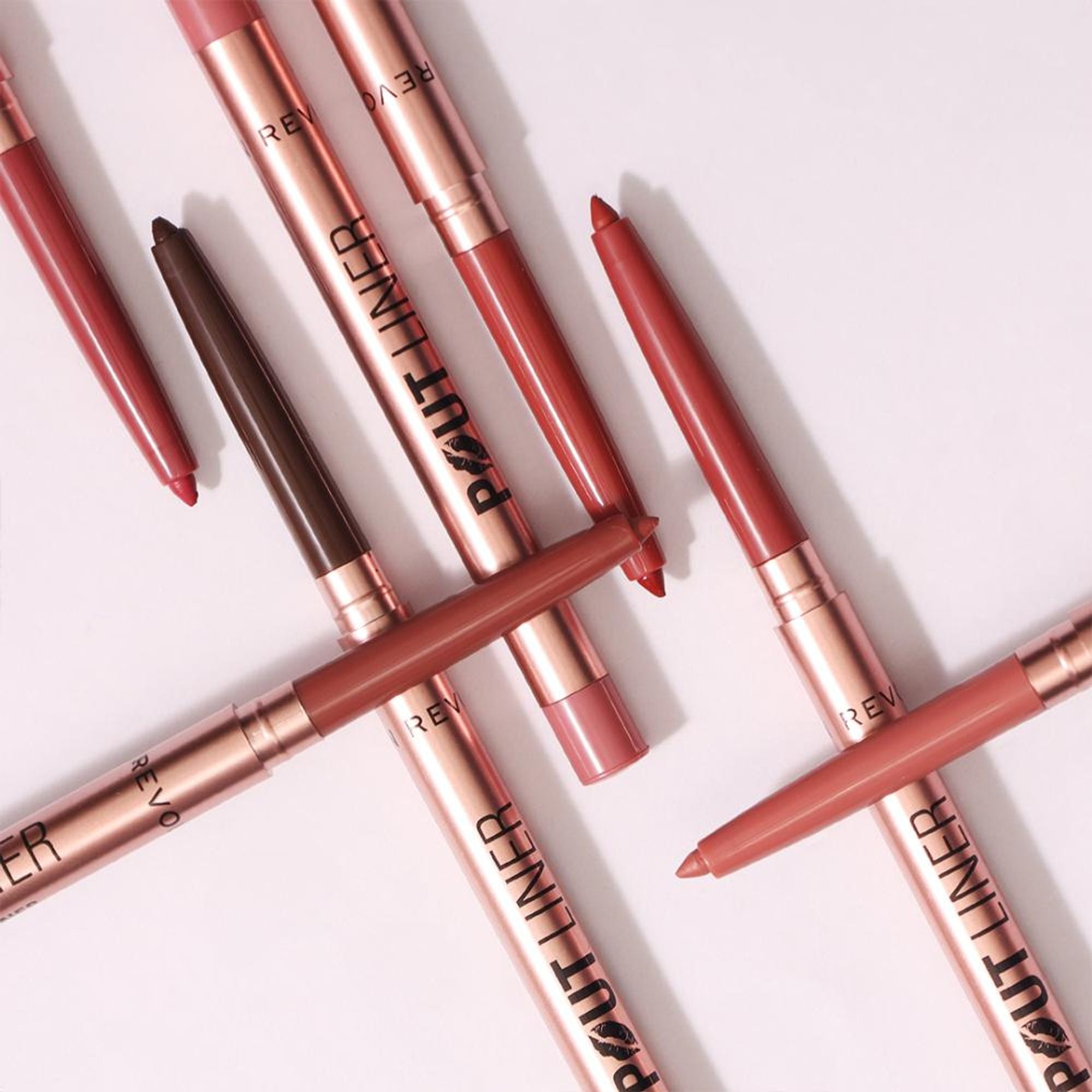 Makeup Revolution Pout Bomb Plumping Lip Liner - Kiss Baby Pink