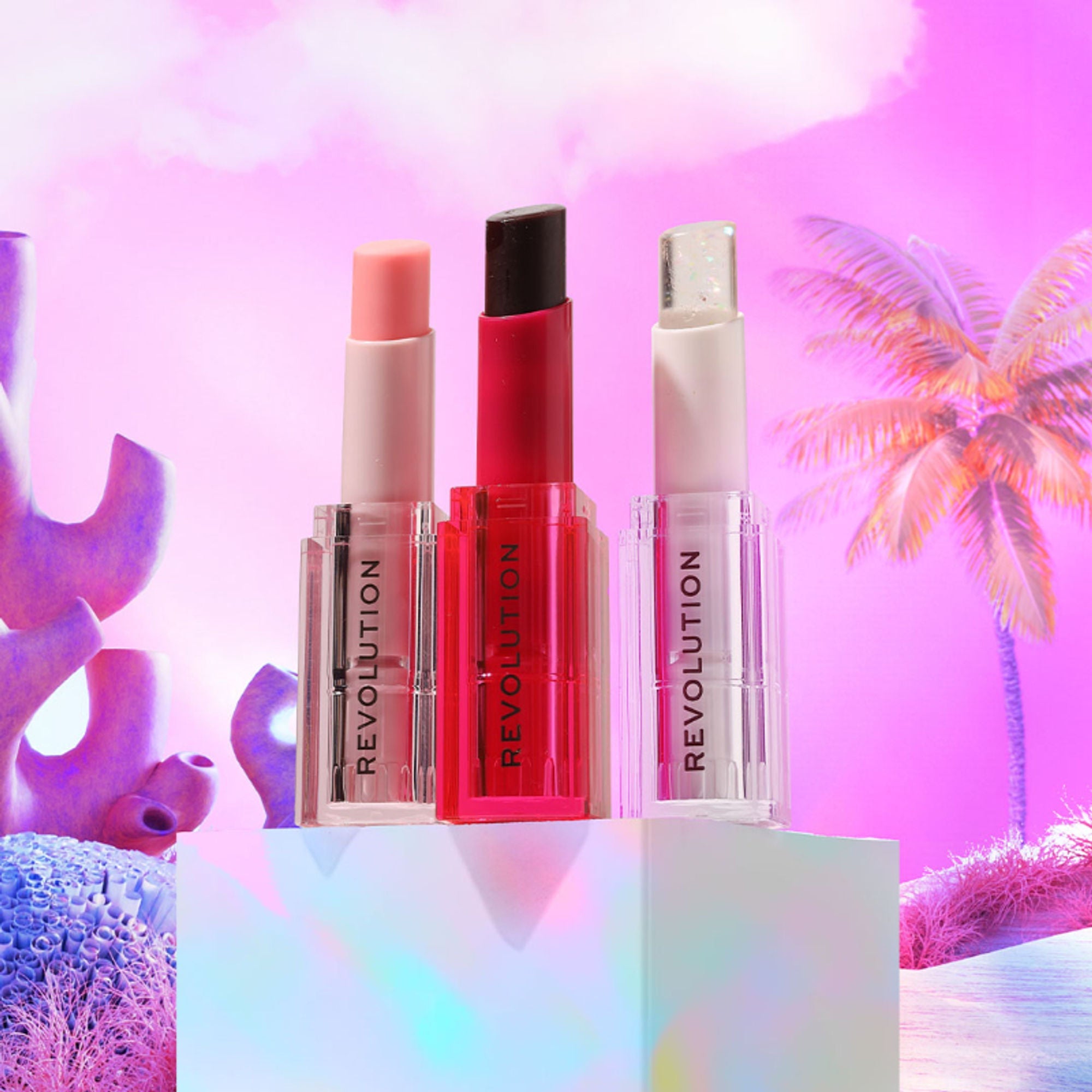 Makeup Revolution Mood Switch Aura Lip Balm - Kiss Pink