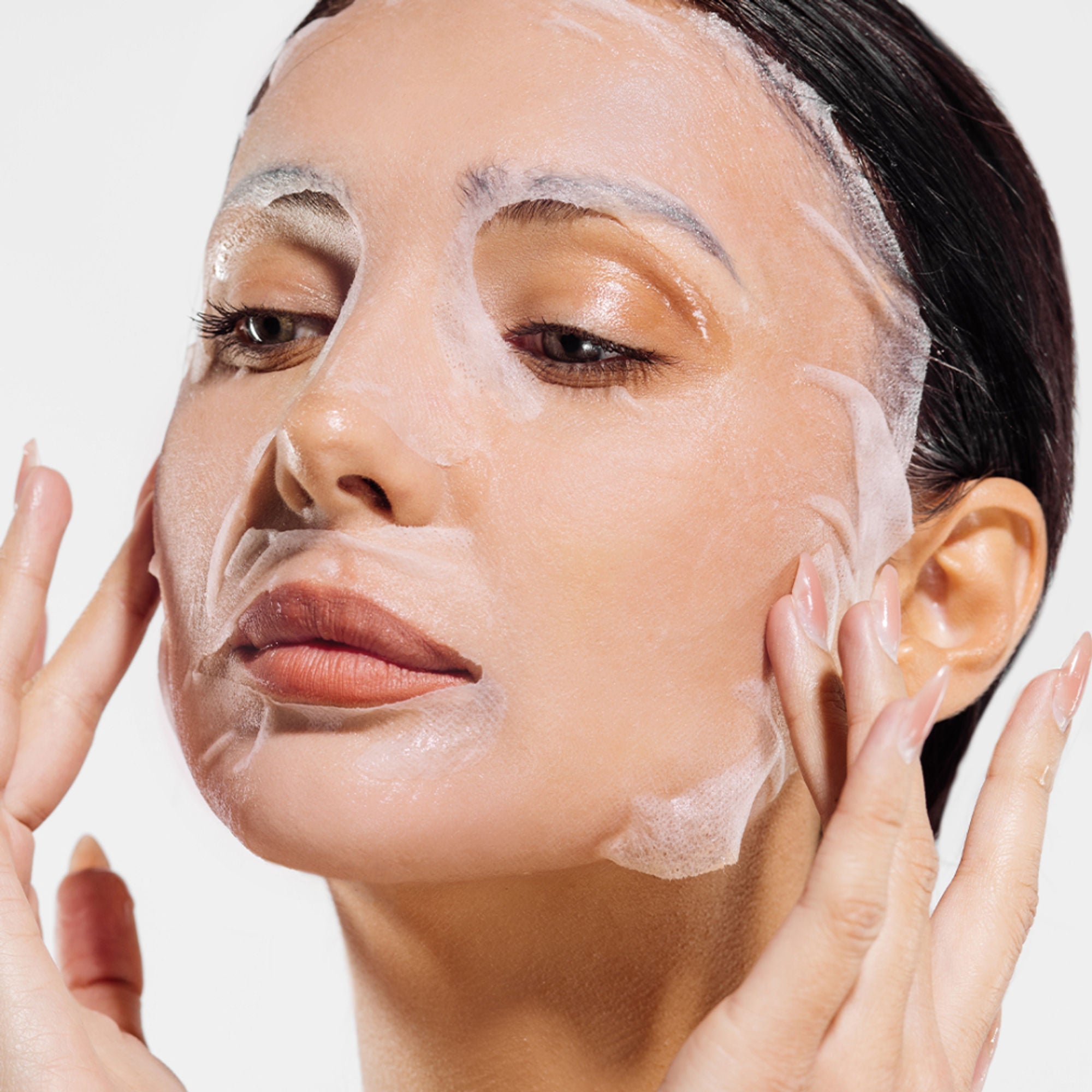 Makeup Revolution Bubble Tea Strawberry Milk Bubble Sheet Mask - Strawberry Pink