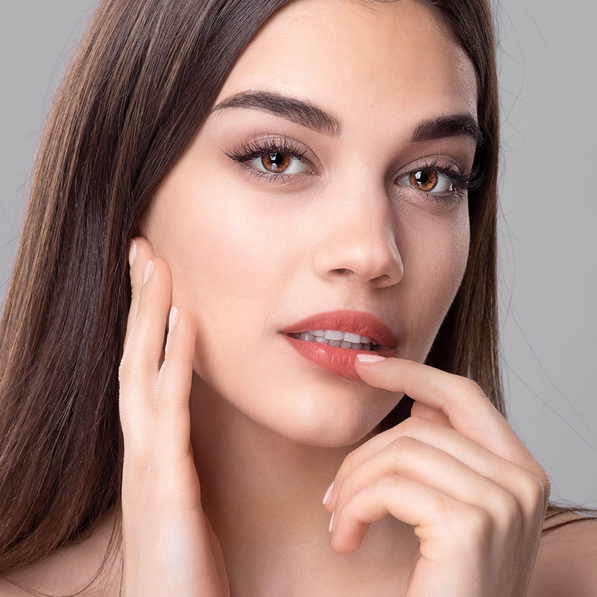Makeup Revolution White Wedding Matte Lipstick - 114 Matte