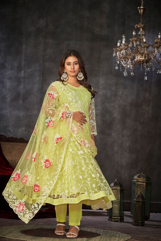 Aastha Yellow Dupatta with Net top fabric Crepe Bottom fabric