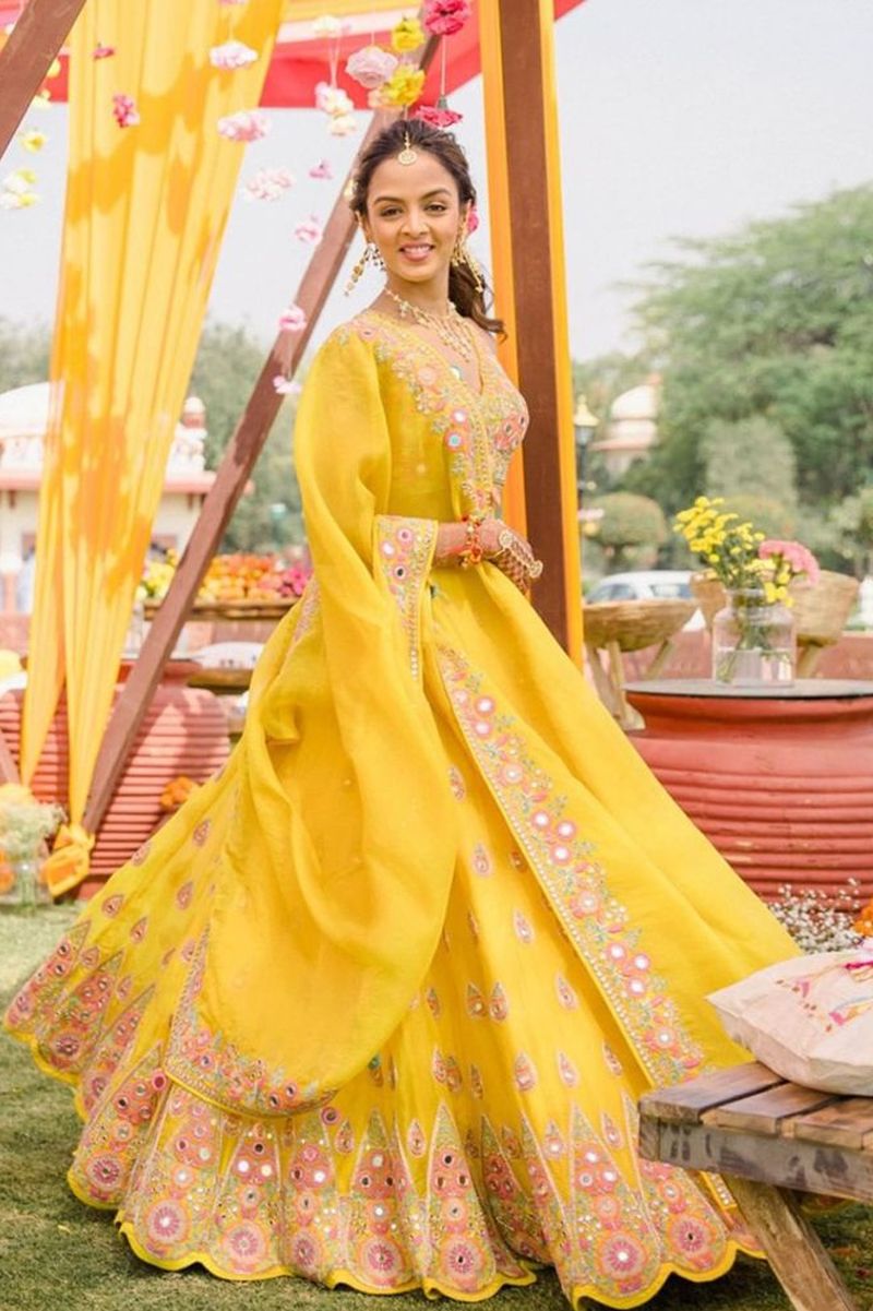 Aastha fashion Yellow Georgette lehanga blouse Embroidered work - Prithvi Mart