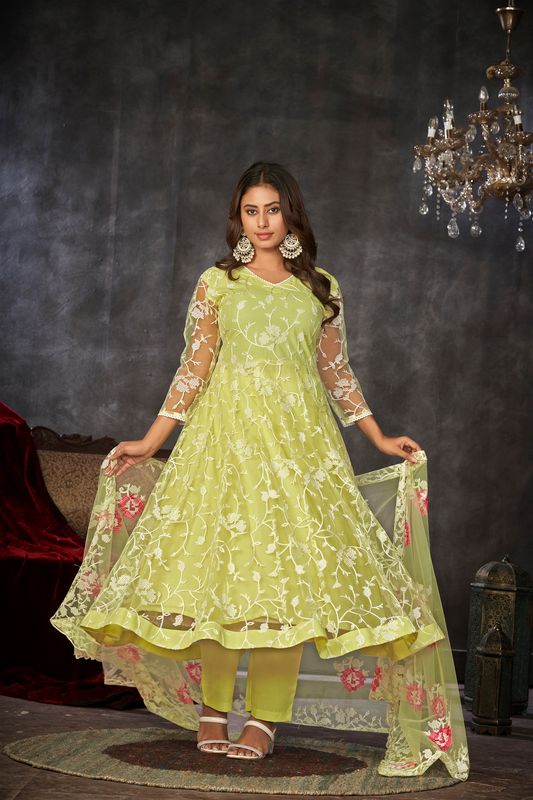 Aastha Yellow Dupatta with Net top fabric Crepe Bottom fabric