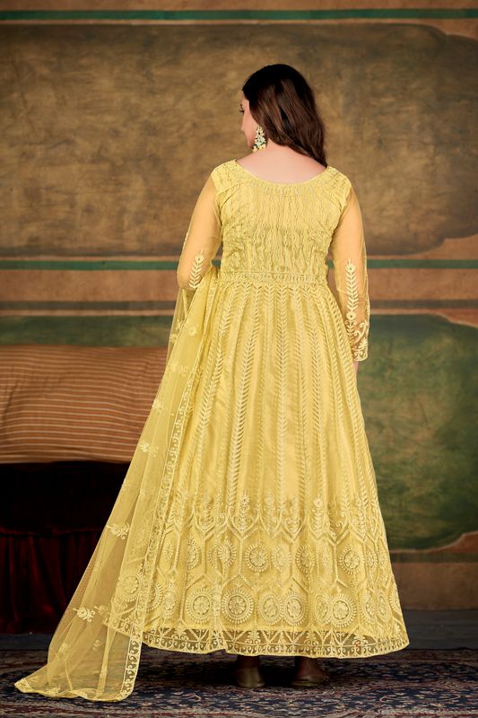 Aastha Cream Dupatta with Net top fabric Crepe Bottom fabric