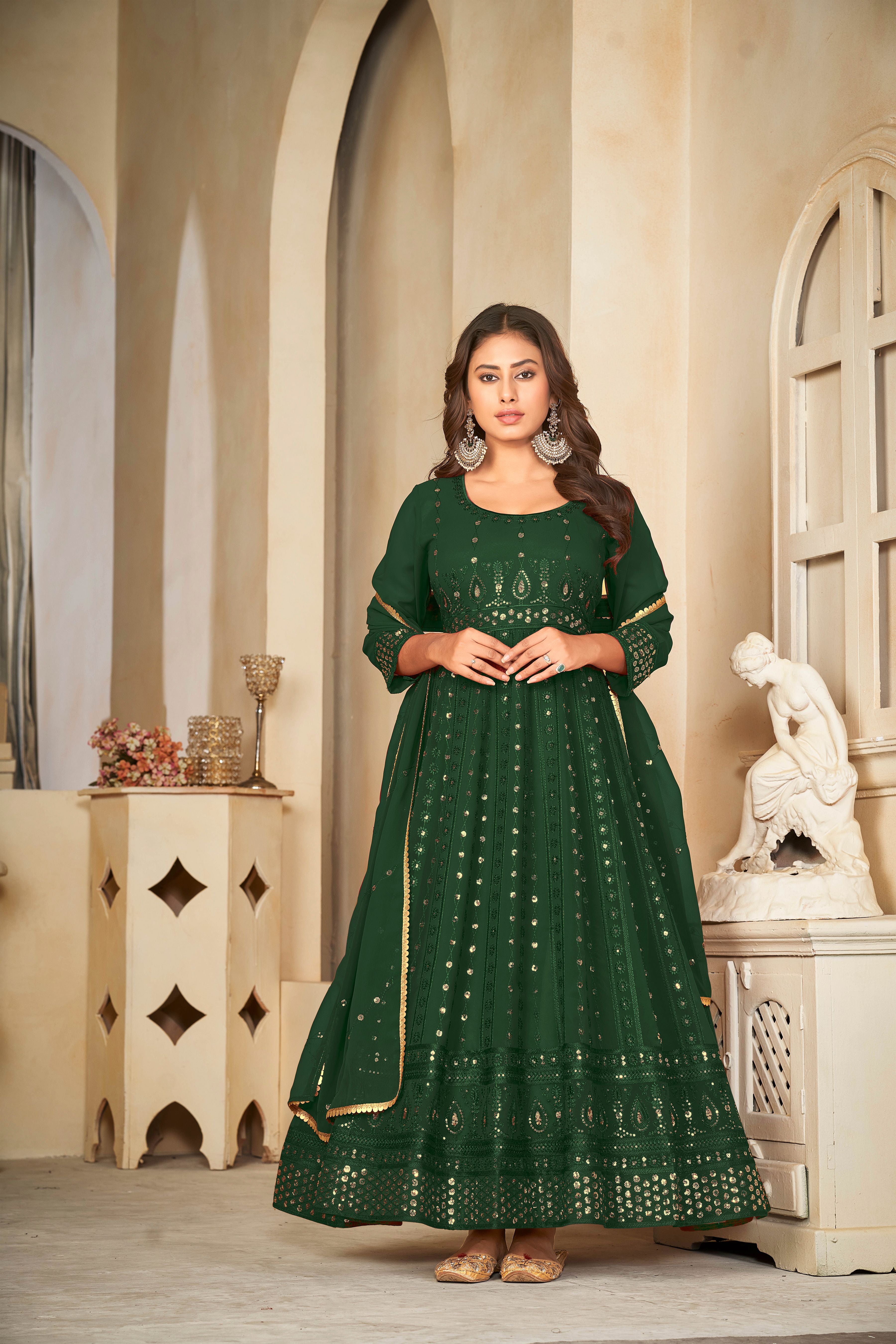 Aastha Green Dupatta with Net top fabric Georgette Crepe Bottom fabric