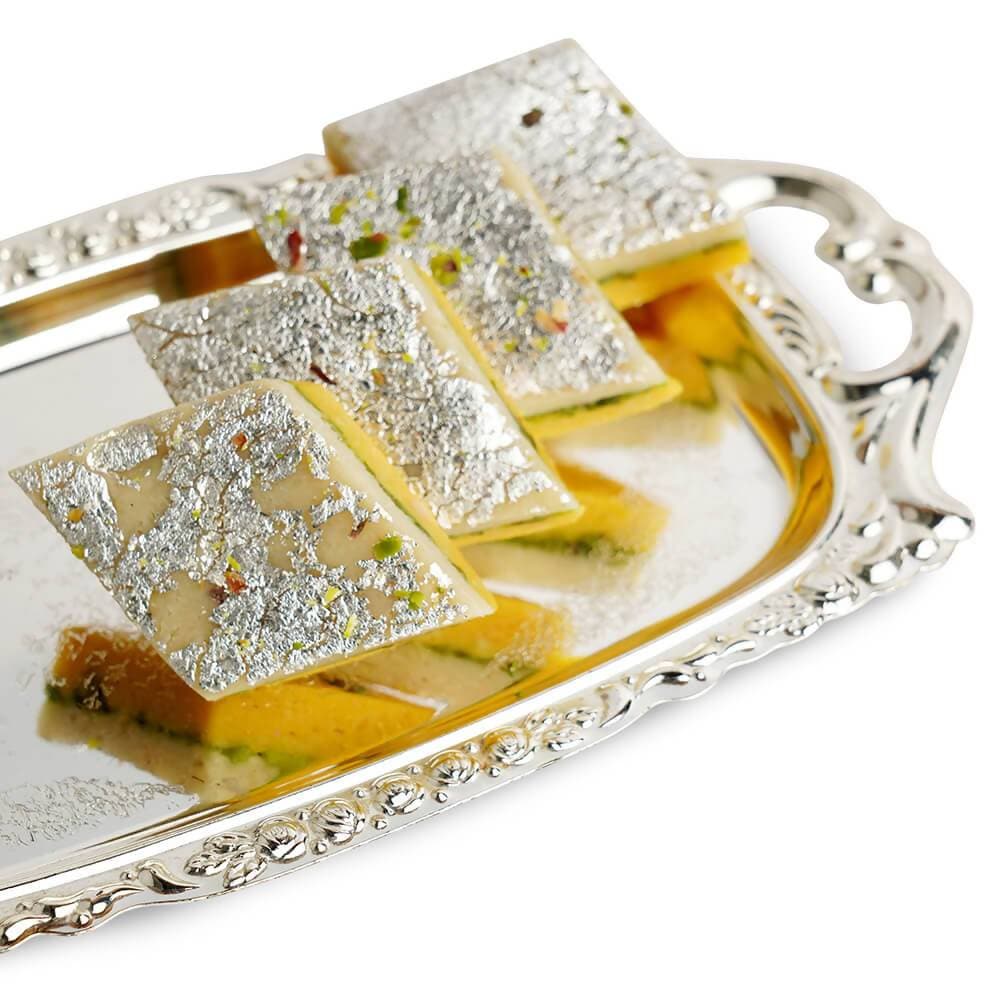 Evergreen Sweets - Kaju Tirangi